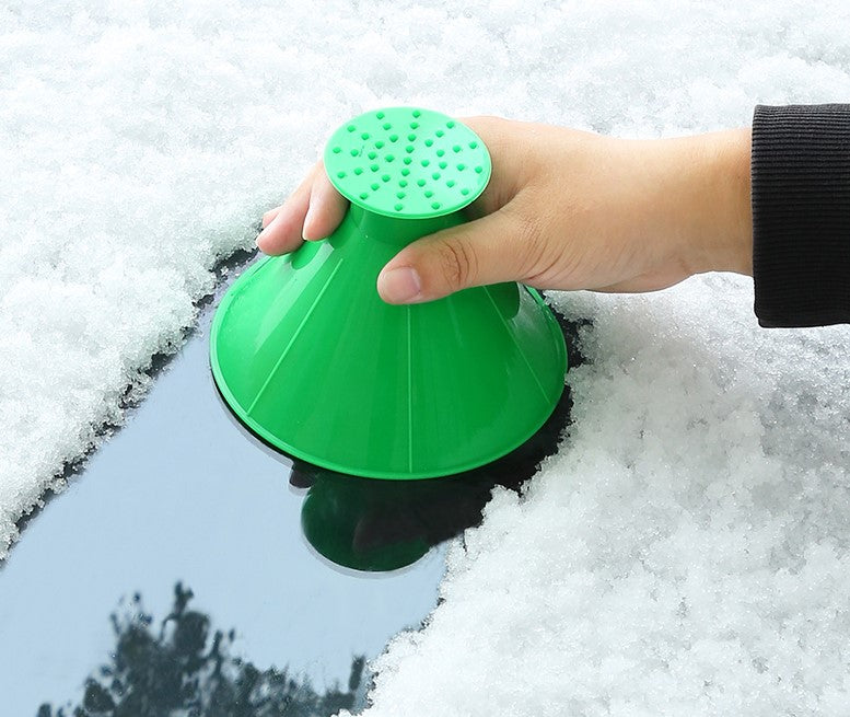 Snow removal artifact for automobiles, window defrosting and deicing snow scraper, winter snow cleaning and frost scraping tool